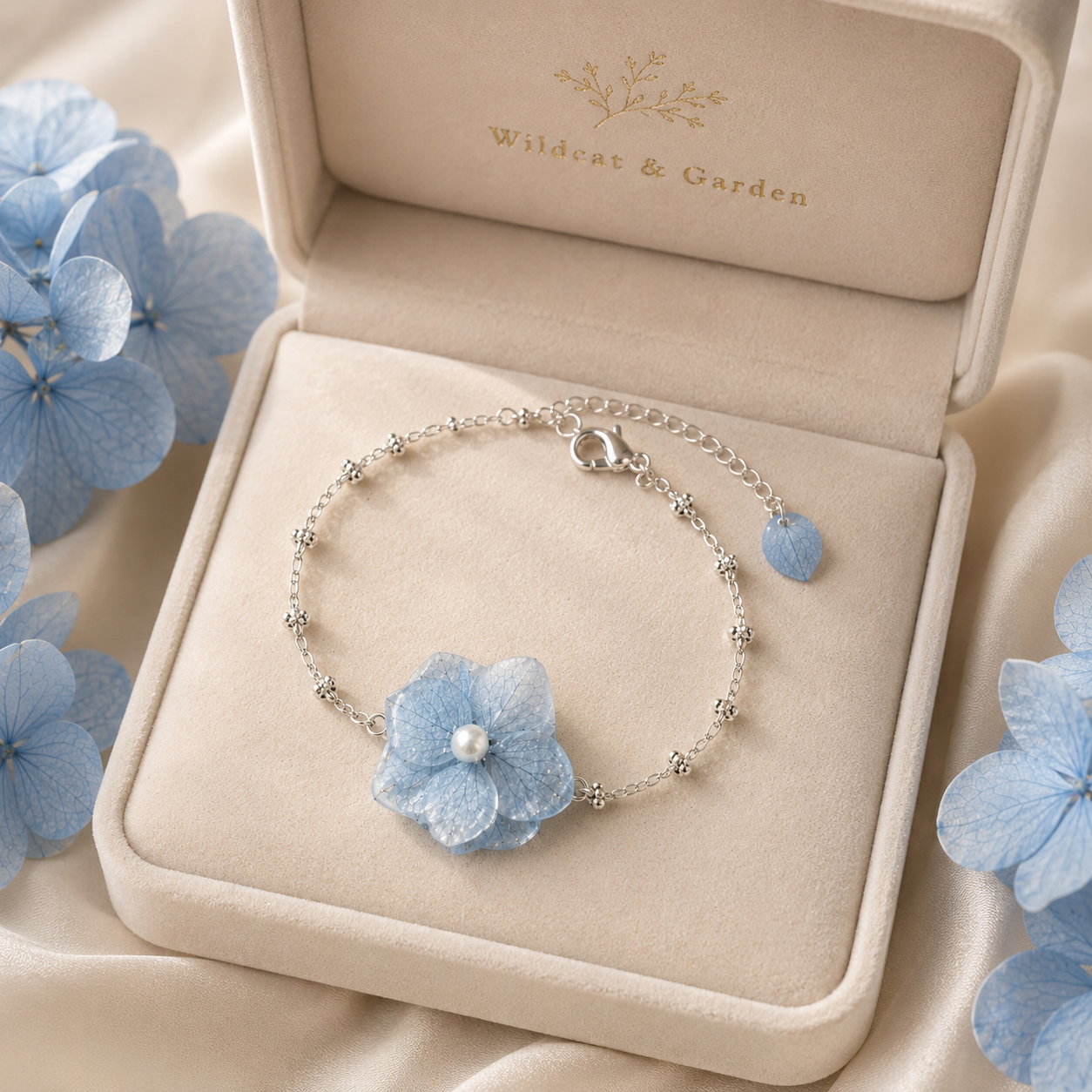Real Blue Hydrangea Flower Bracelet | Handmade Pressed Flower Bracelet | Floral Jewelry | Nature Inspired Gift | Bridesmaid Wedding Bracelet