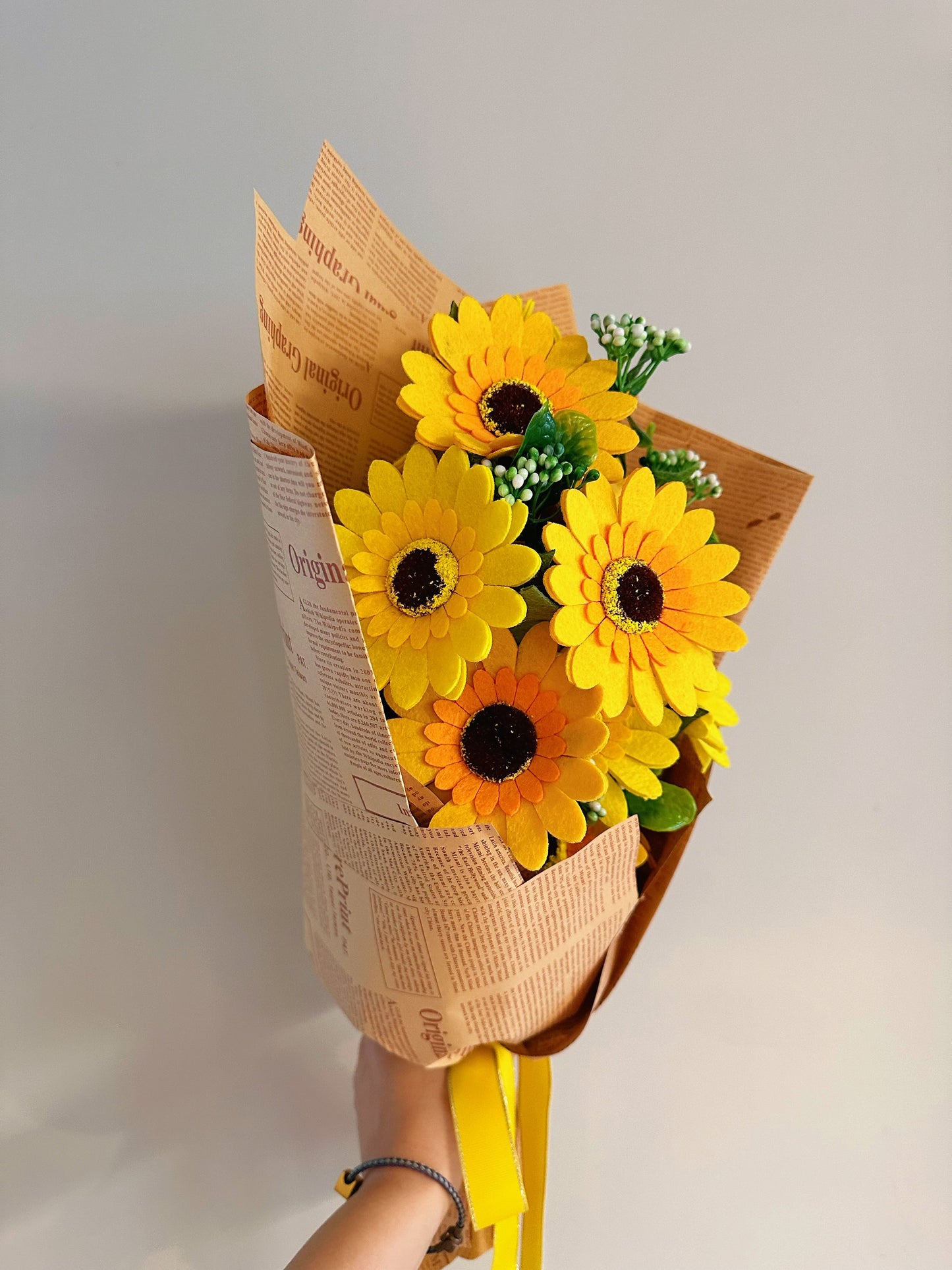 DIY felt flowers bouquet - Big Felt Sunflowers bouquet, Felt flowers DIY kit, No Cutting, Sunflowers, birthday gift