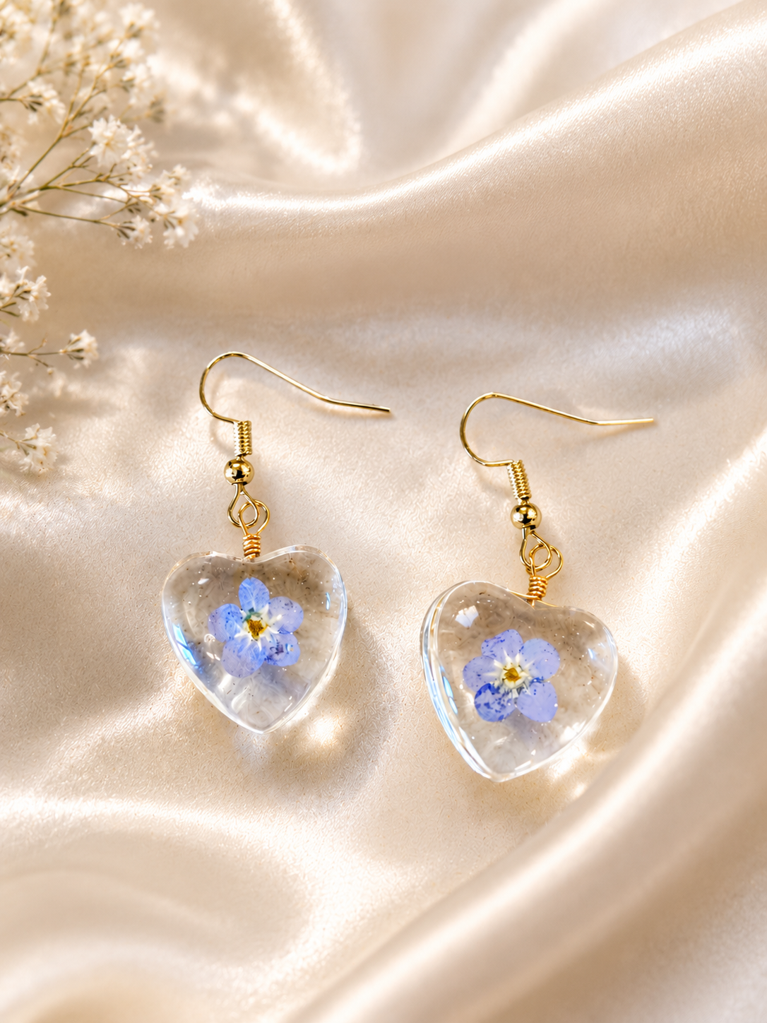Real Forget-Me-Not Flower Heart Resin Earrings | Handmade Pressed Flower Earrings | Blue Floral Dangle Earrings | Romantic Gift for Her